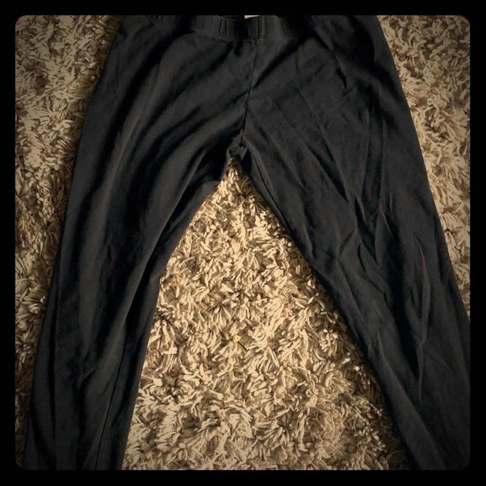 Black leggings